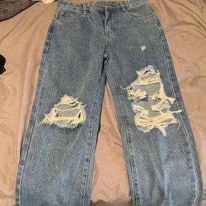Super cute distressed medium wash jeans from Shein!